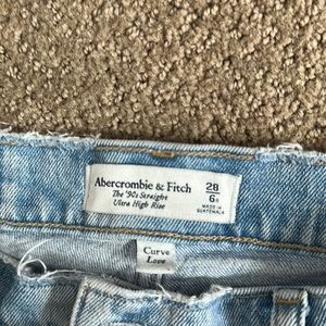 The 90s straight ultra high rise jeans